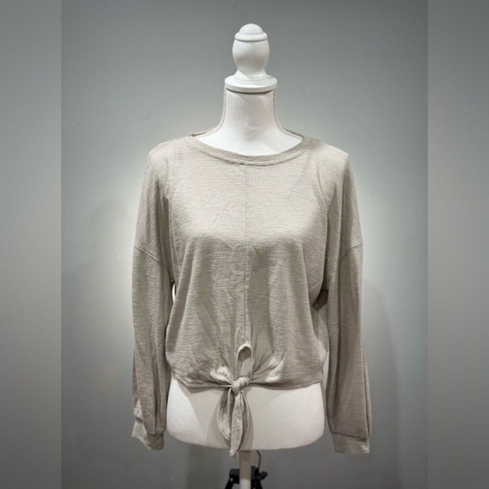Clearout! Beige H&M Cropped Tie-Front Dolman Sweater Size S EUC